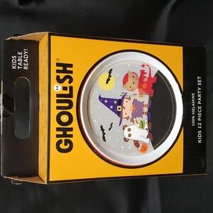 Ghoulish 12-piece Kids Halloween Melamine Party Set